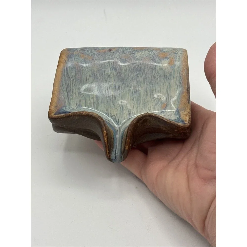 Stoneware Ceramic Sponge Holder & Soap Dish with Drip Spout - Reactive Glaze